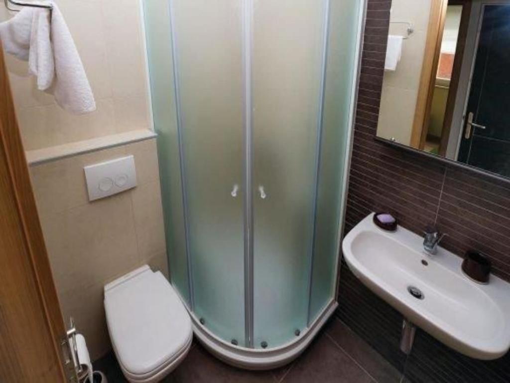 Apartments Grzic Porozina المظهر الخارجي الصورة